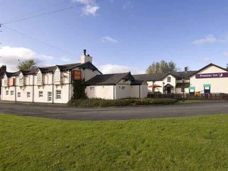 The Bluebird Inn At Samlesbury Preston  Buitenkant foto