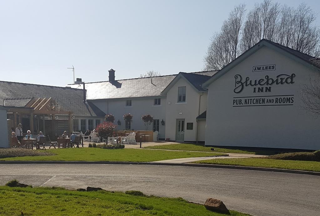 The Bluebird Inn At Samlesbury Preston  Buitenkant foto